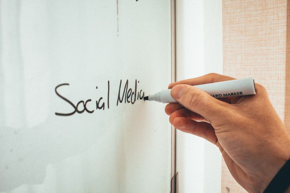 social media empresas Guía práctica para crear una estrategia de social media empresas Construir una estrategia de social me